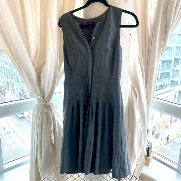 100% Wool Grey Pleated Dress - Picture 1 of 13